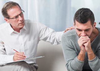 Kenali Dampak Gangguan Pendengaran Pada Kesehatan Mental