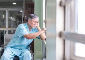 Hindari Alzheimer Dengan Mengatasi Gangguan Pendengaran