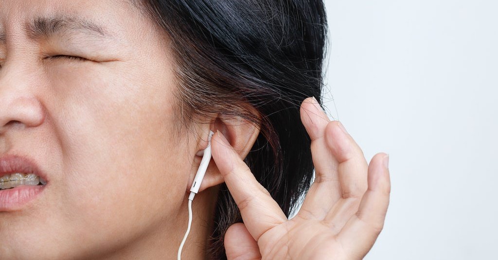 Kenali Bahaya Headset Untuk Kesehatan Telinga Anda