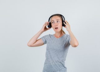 Bahaya Headphone Untuk Kesehatan Telinga