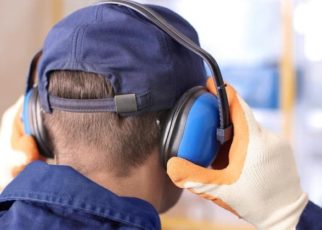10 Tips Untuk Melindungi Pendengaran Anda
