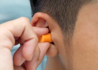 Ketahui Cara Melindungi Sisa Pendengaran Anda