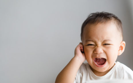 Beberapa Penyebab Infeksi Telinga Pada Anak