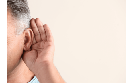 Gangguan Pendengaran Terkait Usia (Presbikusis)